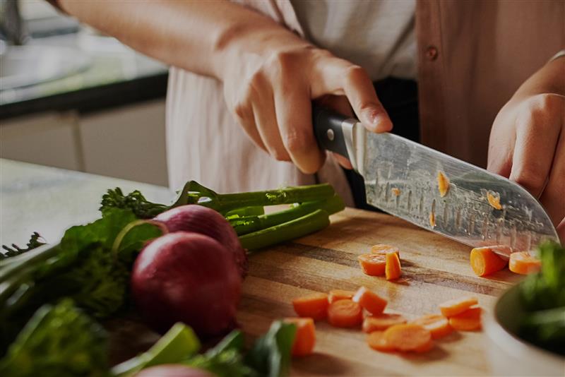 Nurture your gut microbiome and health with our top diet and lifestyle tips